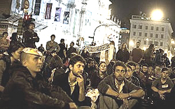 sit-in di protesta davanti a Bankitalia