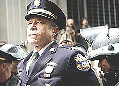 L'arresto del capitano Ray Lewis a New York