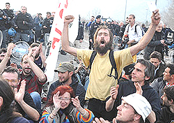 La resistenza passiva dei No-Tav in val Susa