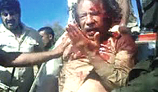 Gheddafi poco prima della brutale esecuzione