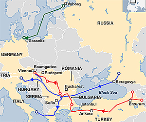 Nabucco (in rosso) contro North Stream (verde) e South Stream (blu)