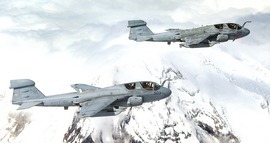 Due Prowler in volo sulle Alpi