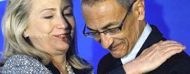 La Clinton con Podesta