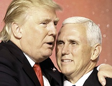 Trump con Mike Pence