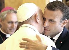 Macron e Papa Bergoglio