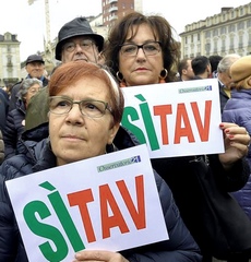 La piazza torinese Sì Tav