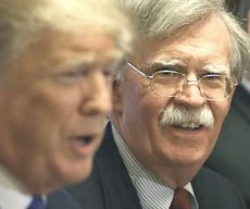 Trump e Bolton