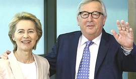 Ursula von der Leyen con Juncker