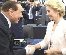 Berlusconi con Ursula von der Leyen