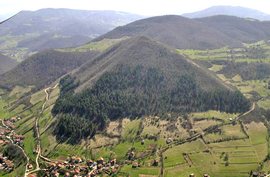 Le Piramidi di Visoko in Bosnia