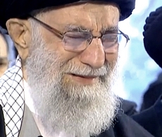 Khamenei in lacrime