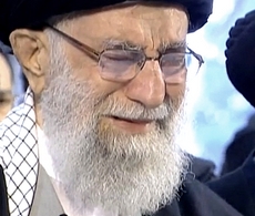 Khamenei in lacrime