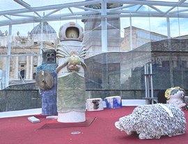 Il presepe 2020 in piazza San Pietro